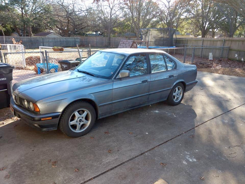 Illustration for article titled At $1,800, Would You Side With This Mega-Mileage 1991 BMW 535i?